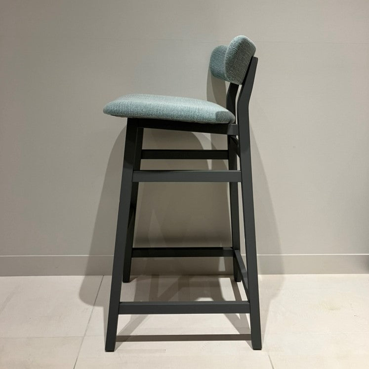 BRICK 228 (OUTLET)